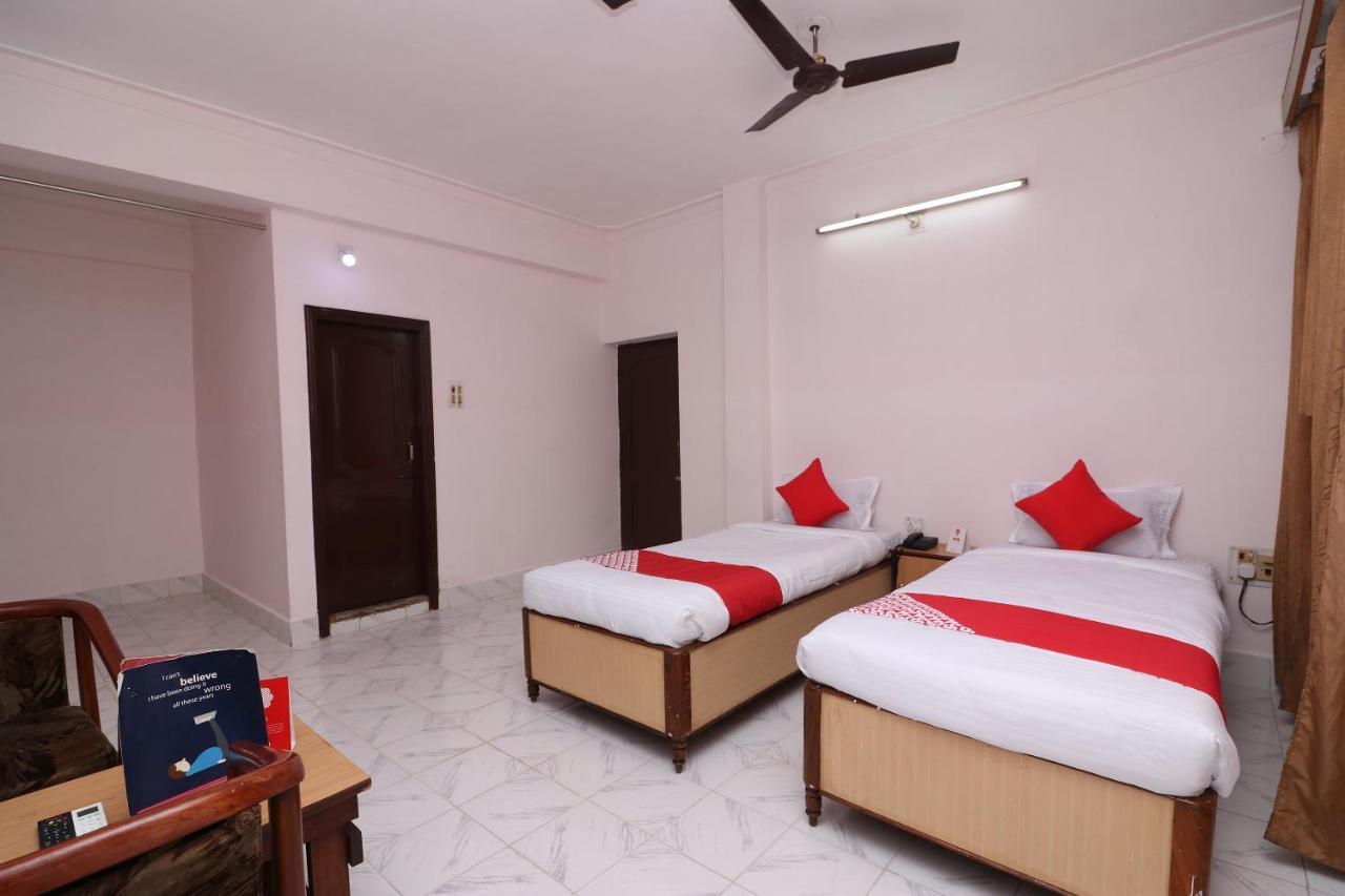 Oyo 16112 Hotel Uruvela International Bodh Gaya Eksteriør billede