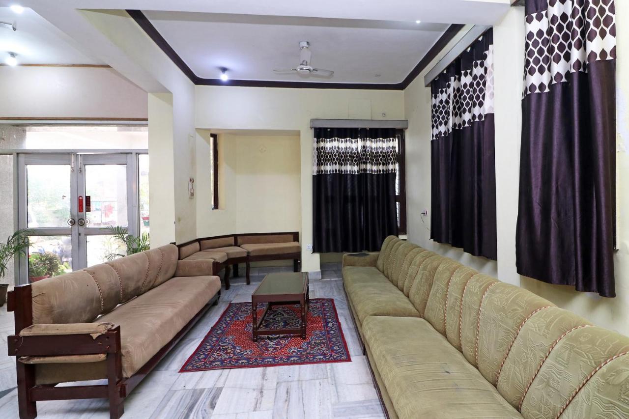 Oyo 16112 Hotel Uruvela International Bodh Gaya Eksteriør billede